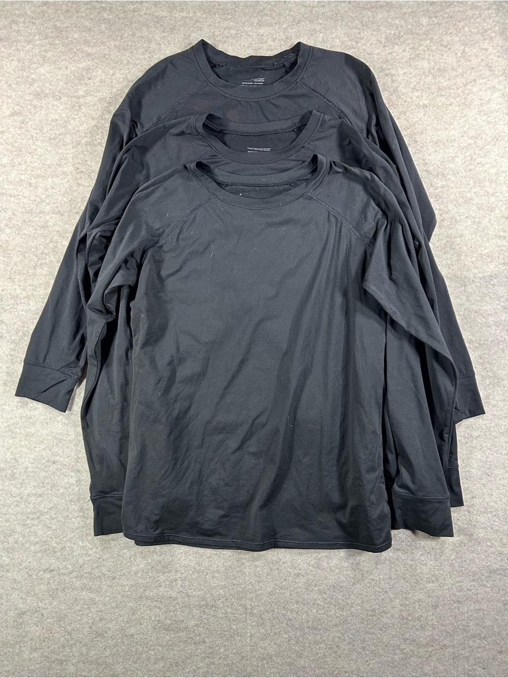 Warm Essentials Cuddl Duds 3 Black Long-Sleeve Crewneck Tops
